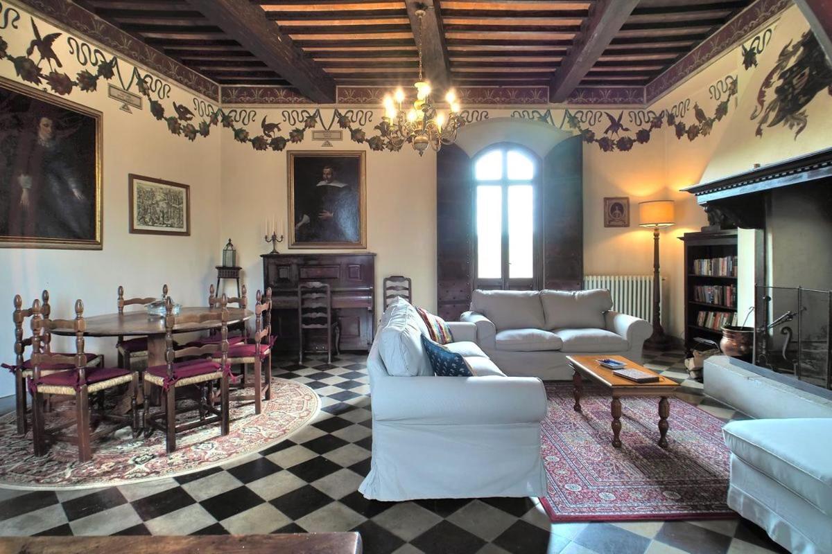 אפרטהוטל קסטלנואובו ברארדנגה Castello Di Montalto מראה חיצוני תמונה