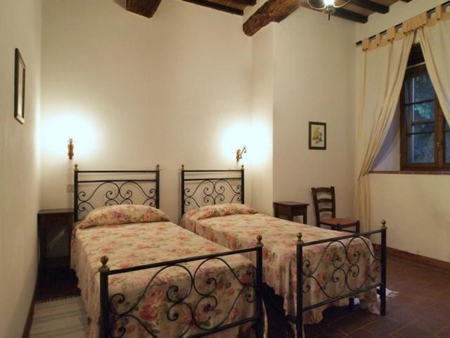 אפרטהוטל קסטלנואובו ברארדנגה Castello Di Montalto חדר תמונה