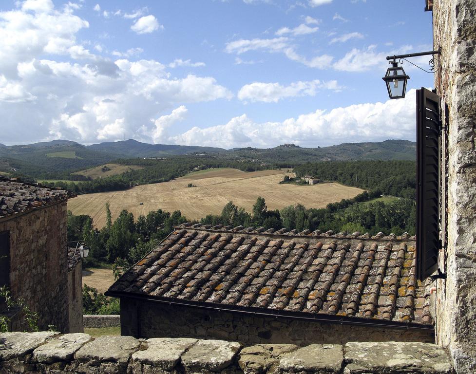 אפרטהוטל קסטלנואובו ברארדנגה Castello Di Montalto מראה חיצוני תמונה
